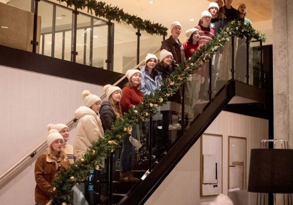 EM-Inside-Elmhurst-Carolers