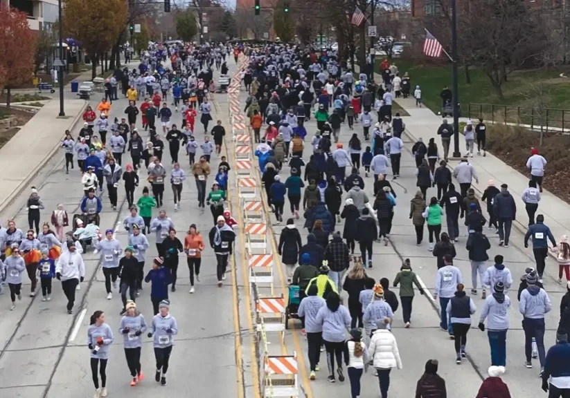 Photo-4-crowd-shot-mid-race Photo-4-crowd-shot-mid-race